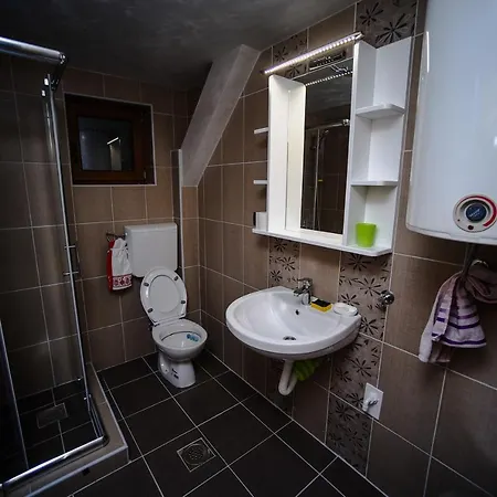 Hytte Brvnara Ljubojevic Tornik