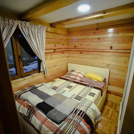 Brvnara Ljubojevic Hytte